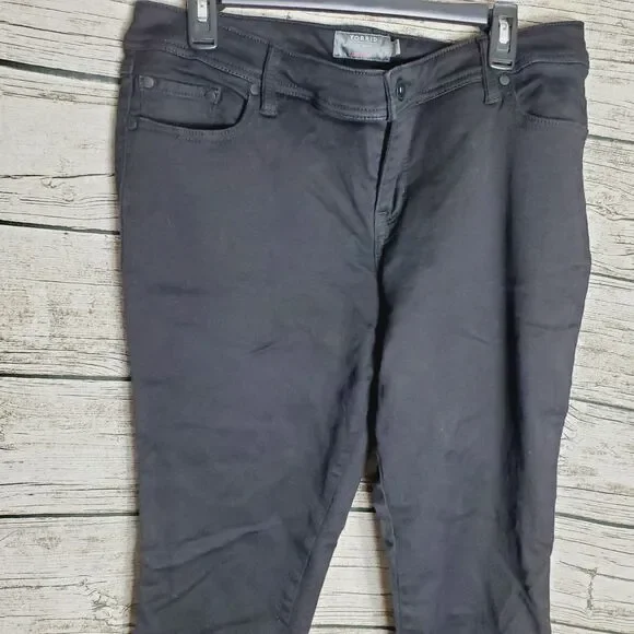 Torrid Sateen Black Stretch Jeans Size 16R - Picture 2 of 7